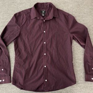 H&M Men's Dark Red Checkered Button Down Shirt